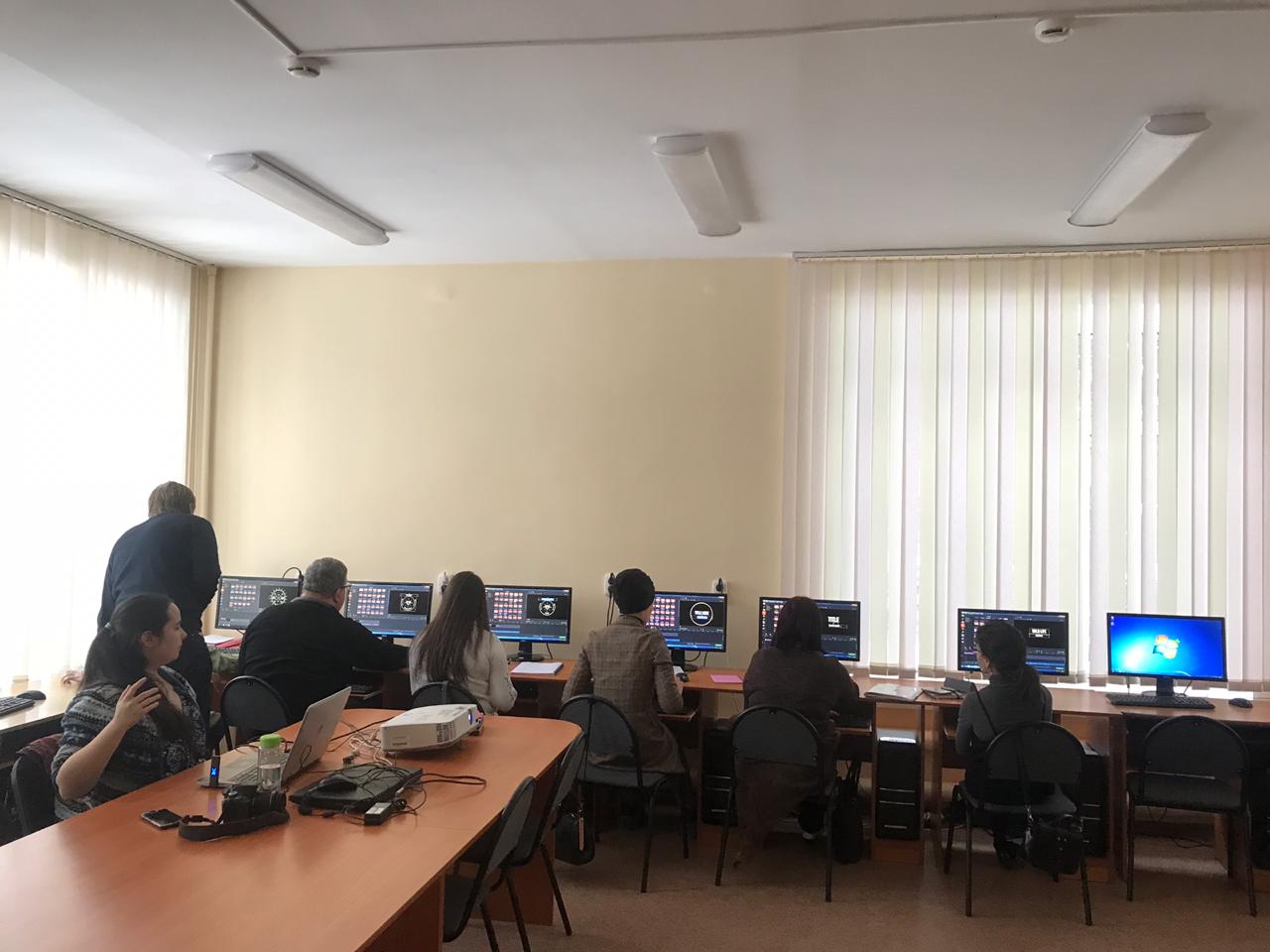 Курсы повышения квалификации по дополнительной профессиональной программе «Информационно-коммуникационные технологии в профессиональной деятельности педагога в условиях реализации ФГОС»